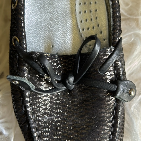 Embossed, snake leather black driver moccasin by MARC JOSEPH Size 6.5 - Picture 5 of 9